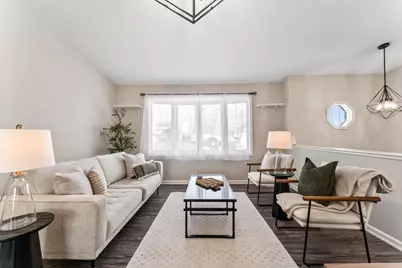 916 E Village Circle SE, Rochester, MN 55904 - Photo 5