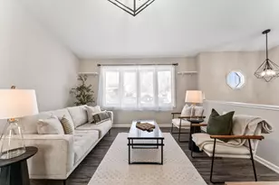 916 E Village Cir SE, Rochester, MN 55904 - Photo 5