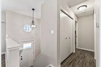 916 E Village Circle SE, Rochester, MN 55904 - Photo 15