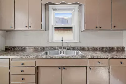 673 Dale Street N, Saint Paul, MN 55103 - Photo 11