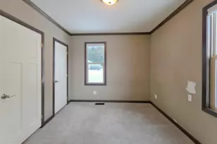 105 W Main Street W, Osakis, MN 56360 - Photo 11