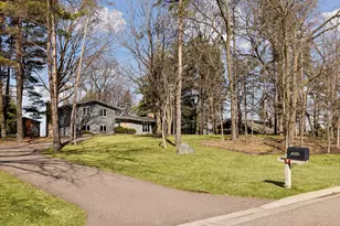 1835 Hunter Ln, Mendota Heights, MN 55118 - Photo 5
