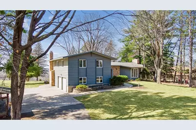 1835 Hunter Lane, Mendota Heights, MN 55118 - Photo 9