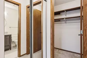 1000 41st Ave NE, Columbia Heights, MN 55421 - Photo 31