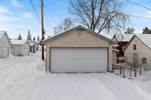 217 3rd Ave NW, Chisholm, MN 55719 - Photo 3