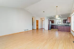 9062 Archer Ln N, Maple Grove, MN 55311 - Photo 3