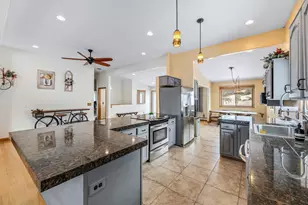 1115 Jonathan Ln, La Crescent, MN 55947 - Photo 9