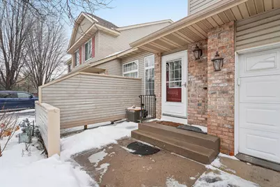 9817 Hamlet Lane S, Cottage Grove, MN 55016 - Photo 5