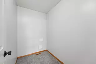 9817 Hamlet Ln S, Cottage Grove, MN 55016 - Photo 27