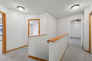 9817 Hamlet Ln S, Cottage Grove, MN 55016 - Photo 19