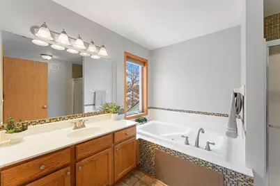 1511 Deerwood Bend, Eagan, MN 55122 - Photo 17