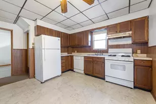 604 Ulstad Ave, Albert Lea, MN 56007 - Photo 13