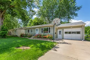 1032 Valley View Rd, Faribault, MN 55021 - Photo 5