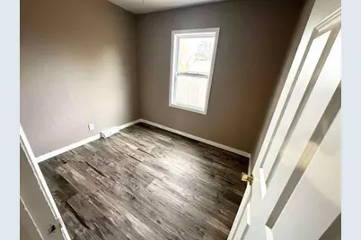 9030 Oakland Avenue S, Bloomington, MN 55420 - Photo 17