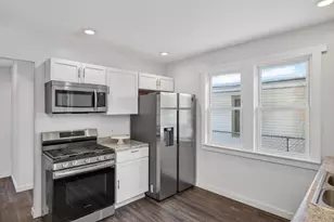 1935 Fremont Ave E, Saint Paul, MN 55119 - Photo 9