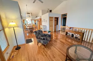 14326 Peninsula Point Dr, Savage, MN 55378 - Photo 11