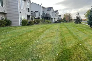 14326 Peninsula Point Dr, Savage, MN 55378 - Photo 35