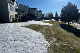 14326 Peninsula Point Dr, Savage, MN 55378 - Photo 31