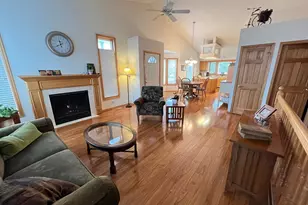 14326 Peninsula Point Dr, Savage, MN 55378 - Photo 9