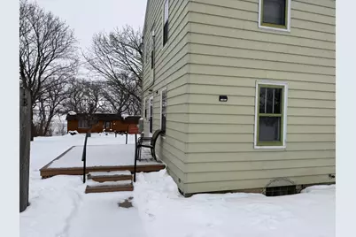 1420 Frank Hall Drive, Albert Lea, MN 56007 - Photo 9