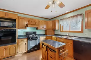 407 Johnson Dr, Lanesboro, MN 55949 - Photo 5