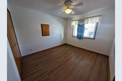 511 Dew Drop Lane, Center City, MN 55012 - Photo 17