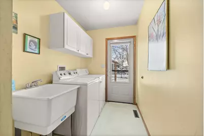 217 Beech Street, Chaska, MN 55318 - Photo 7