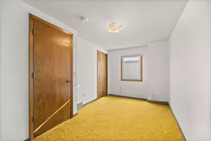 217 Beech St, Chaska, MN 55318 - Photo 15