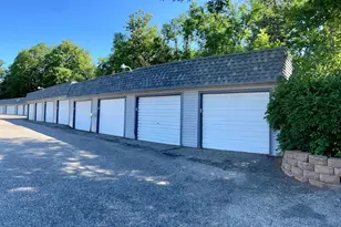 315 Park Lake Blvd, Detroit Lakes, MN 56501 - Photo 9