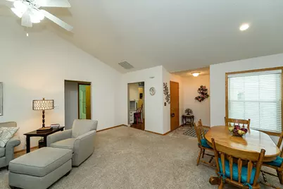 2843 Century Court NE, Rochester, MN 55906 - Photo 5