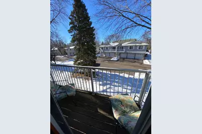 1060 Pond View Court, Vadnais Heights, MN 55127 - Photo 13