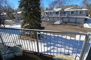 1060 Pondview Ct, Vadnais Heights, MN 55127 - Photo 13