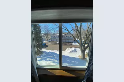 1060 Pond View Court, Vadnais Heights, MN 55127 - Photo 25