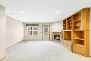 150 Wedgewood Dr, Mahtomedi, MN 55115 - Photo 45