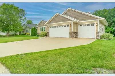 225 Pinehurst Drive, Mankato, MN 56001 - Photo 9