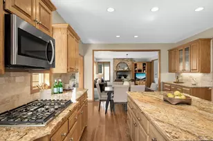 7628 Auto Club Cir, Bloomington, MN 55438 - Photo 19