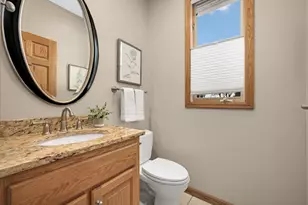 7628 Auto Club Cir, Bloomington, MN 55438 - Photo 23