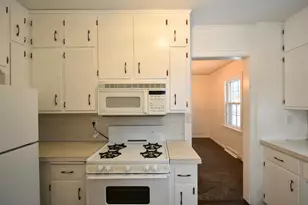 212 W 3rd St, Zumbrota, MN 55992 - Photo 11