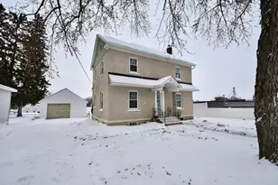 212 W 3rd St, Zumbrota, MN 55992 - Photo 3