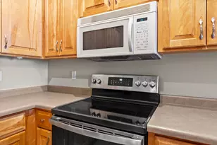 501 Meadow Ln, Norwood Young America, MN 55397 - Photo 9