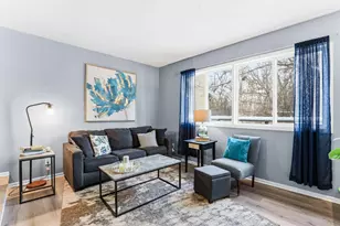 5407 W Brenner Pass, Fridley, MN 55432 - Photo 3