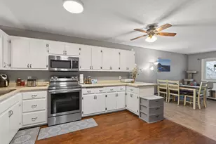 387 Phyllis St, Big Lake, MN 55309 - Photo 11