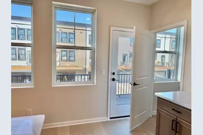 909 Mount Curve Boulevard #F, Saint Paul, MN 55116 - Photo 13