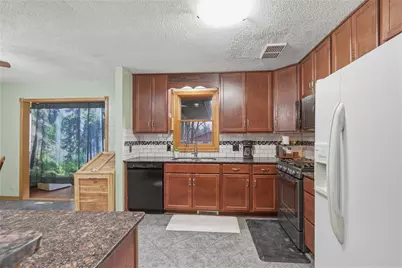 3413 Bailey Lane, Anoka, MN 55303 - Photo 9