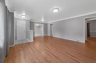 7009 Cedar Lk Rd S, Saint Louis Park, MN 55426 - Photo 7