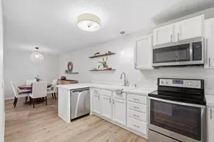 8864 Spring Ln, Woodbury, MN 55125 - Photo 15