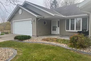 1079 S Pointe Dr, Hastings, MN 55033 - Photo 41