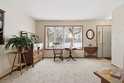 1079 S Pointe Drive, Hastings, MN 55033 - Photo 7