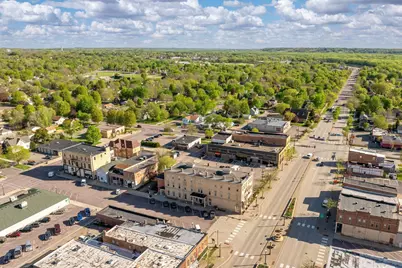 122 S Minnesota Avenue, Saint Peter, MN 56082 - Photo 5