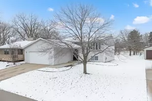 1573 8 1/2 Street SE, Rochester, MN 55904 - Photo 3